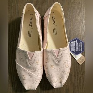 Toms Women’s size 8 NWT Pink Pig Flats